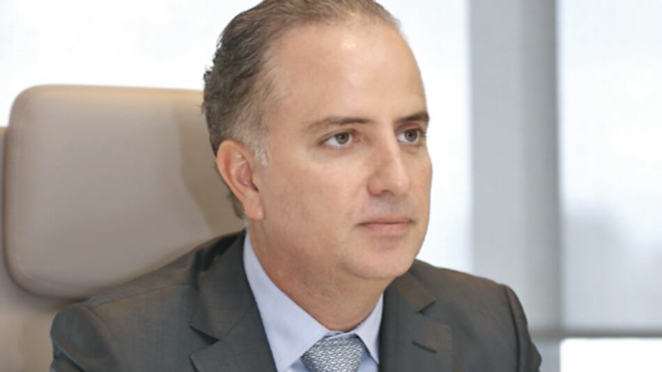 Global Bank aumentó de tamaño un 30%