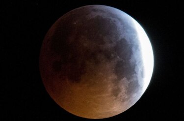 Europa quiere estudiar la posibilidad de una misión a la Luna para 2025