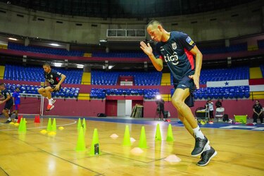 Alex Del Rosario confía en la clasificación de la Roja a la siguiente fase del Mundial de Futsal
