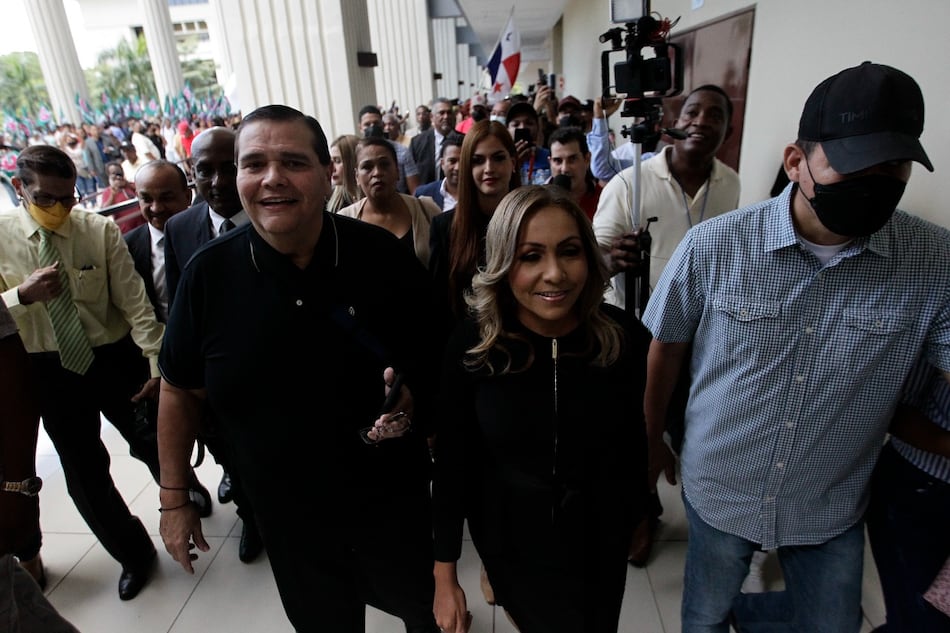 Facción de Yanibel Ábrego impugna el reglamento de elección de candidatos de CD