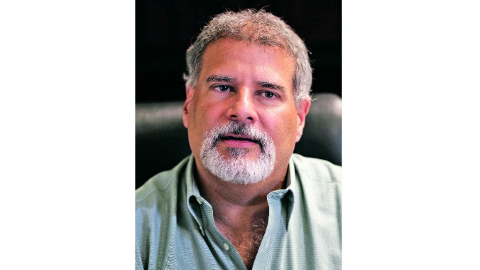 País por cárcel a Maggiori