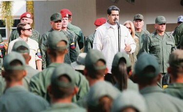 Militares venezolanos siguen leales a Nicolás Maduro