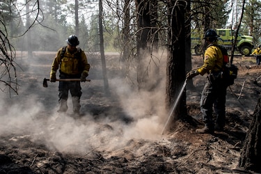 Gran incendio forestal crece en Estados Unidos y obliga a nuevas evacuaciones
