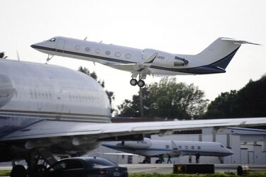 El cadaver de Whitney Houston viaja en jet privado a Nueva Jersey