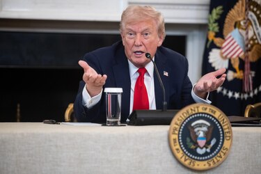 Trump afirma que los rehenes israelíes serán liberados el lunes y que Gaza será reconstruida