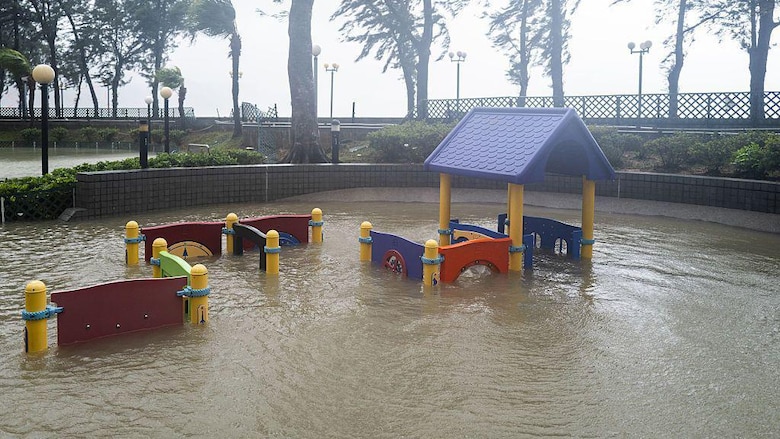 La reina de las tormentas: las imágenes del supertifón Ragasa que deja al menos 17 muertos en Taiwán y obliga a evacuar a millones en China