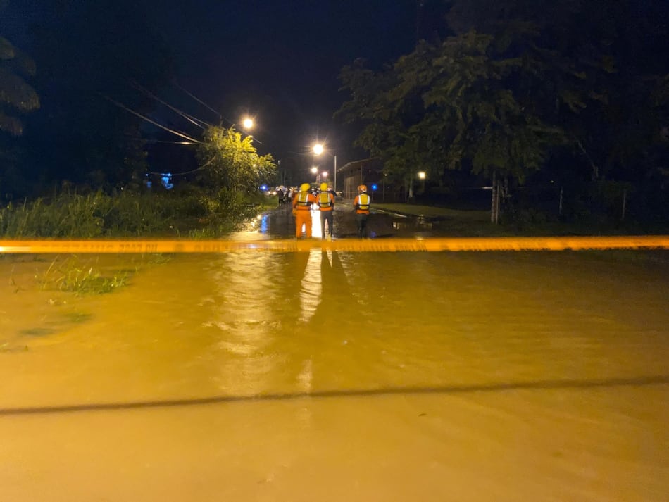 Suspenden desfiles del 3 de noviembre en varias provincias debido a mal tiempo