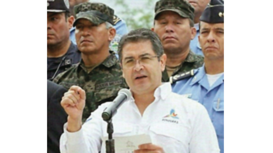 Hondureños exigen la salida del presidente Hernández