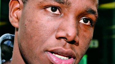 Román Torres quedará fuera de la selección de fútbol de Panamá durante seis meses