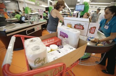 Bolsas plásticas desaparecen de locales de venta al por menor