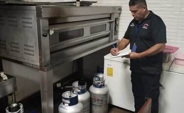 Comercios en la mira por uso indebido de gas de 25 libras: Acodeco impone multas