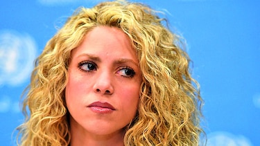Shakira tiene problemas en las cuerdas vocales