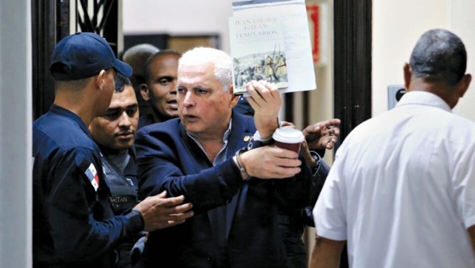 Identificar a testigo protegido pide defensa de Martinelli