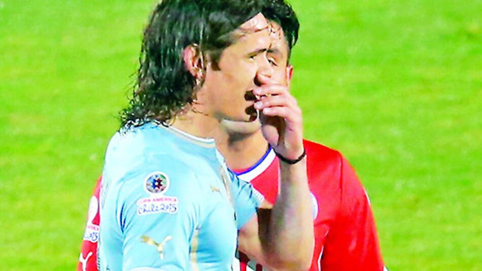 Polémica por dedazo de Jara