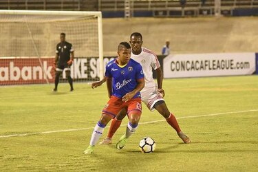 Plaza Amador gana y avanza