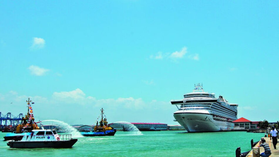 Línea de crucero alemana llega a Colón