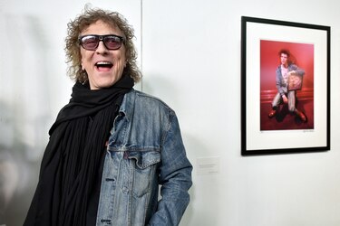 Muere Mick Rock, el fotógrafo de las estrellas del rock