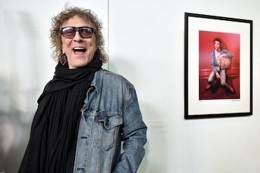 Muere Mick Rock, el fotógrafo de las estrellas del rock