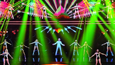 Estrellas reviven sobre el escenario