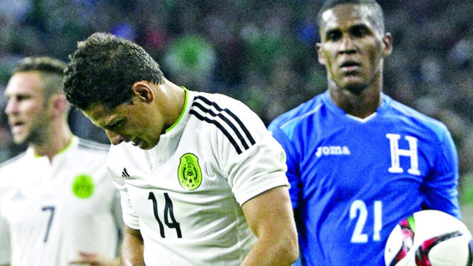 Chicharito Hernández se perderá la Copa Oro