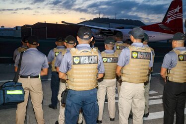 Más de 1,500 migrantes irregulares han sido deportados desde Panamá en 39 vuelos