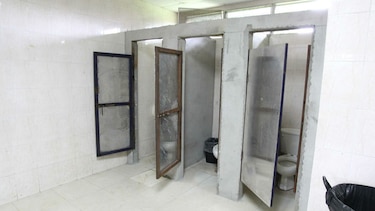 Ordenan auditar al Inadeh tras irregularidades; director se acoge a vacaciones