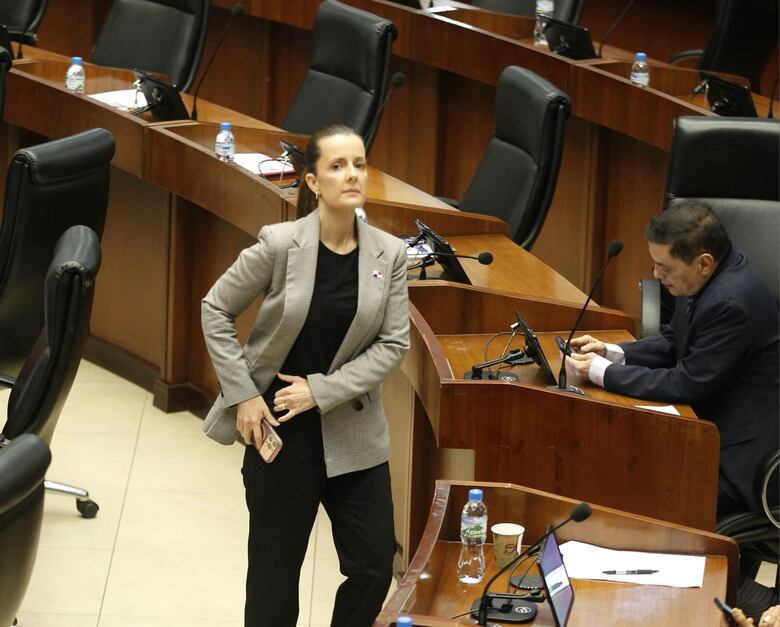 Choque en la Asamblea Nacional: Vamos reclama falta de avances en proyectos anticorrupción y Herrera denunció ‘dobles agendas’