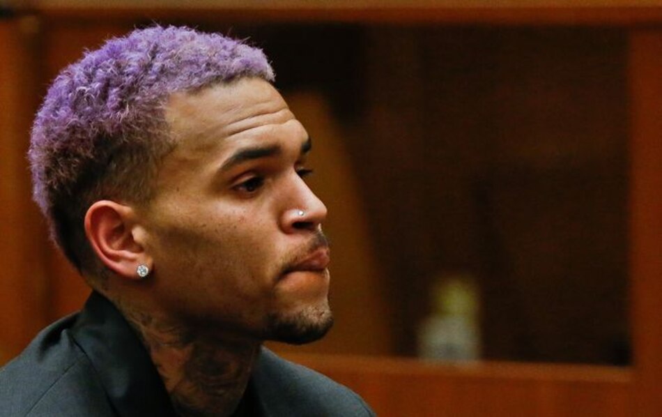 Chris Brown termina su libertad condicional por atacar a Rihanna en 2009