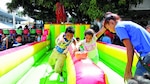 Niños de Fanlyc gozan la Navidad