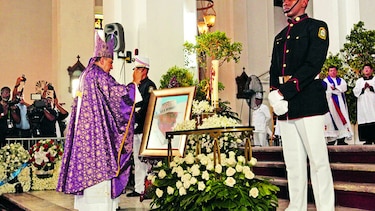 Despiden a Rubén Darío Carles