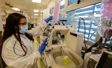 Senacyt destinará $1 millón 750 mil para fortalecer la industria farmacéutica