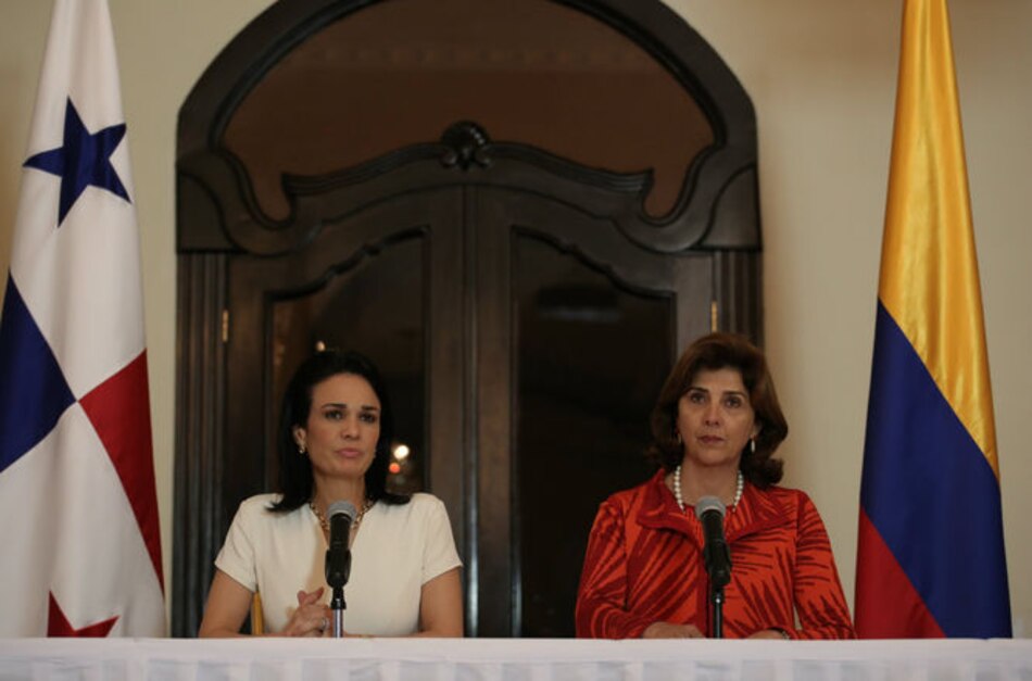Panamá y Colombia negocian tratado de doble tributación durante reunión en México
