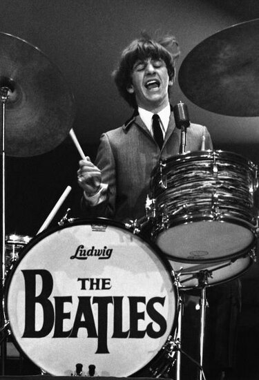Estrellas de la música recrean la grabación del ‘Please Please Me’ de Beatles