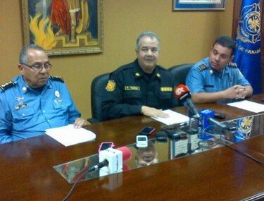 15 horas para sofocar fuego en Villa Zaíta