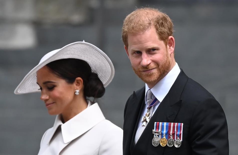Enrique y Meghan critican la intrusión de la prensa en documental