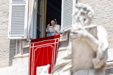 El papa Francisco pide ‘no descuidar las otras guerras a menudo olvidadas’