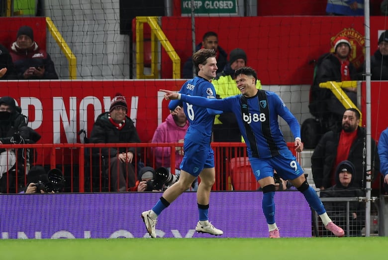 Old Trafford vibra con festival de goles de Manchester United y Bournemouth