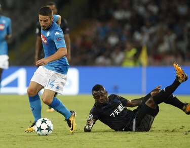 Sevilla, Napoli y Celtic ponen pie y medio en los grupos de Champions