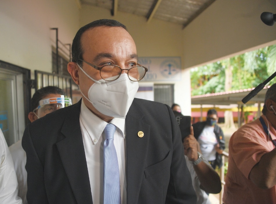 ¿Son los rectores de Panamá los mejores pagados de América Latina?