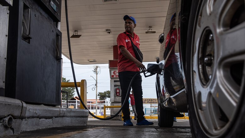 América, desde la dependencia a los combustibles a la alta carga fiscal por los subsidios