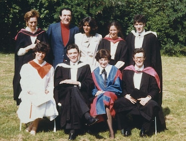 Quién era el controversial magnate Robert Maxwell, el padre de Ghislaine Maxwell, la única condenada por el caso Epstein