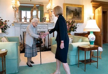 Los médicos expresan su ‘profunda preocupación’ por la reina Isabel II; estará bajo supervisión médica 