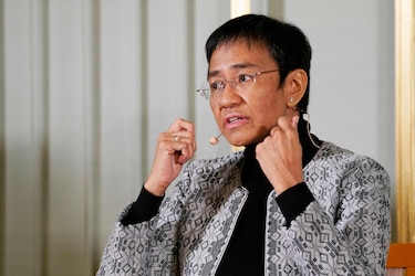 Nobel de la Paz denuncia el cierre de su organización de noticias en Filipinas