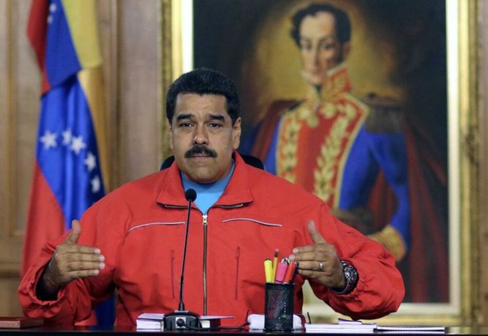 Maduro presenta amparo contra directivos del Congreso