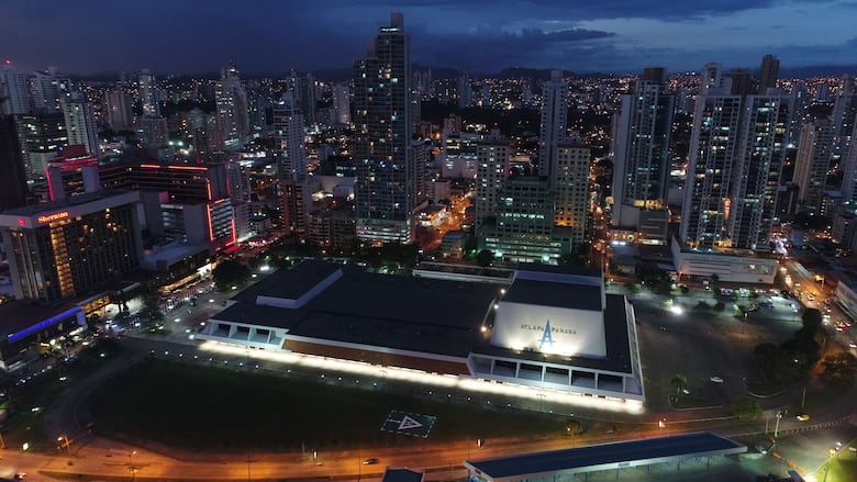 Tarifa eléctrica aumenta entre 2% y 15% para el primer semestre; la Asep mantuvo en bajo perfil el alza