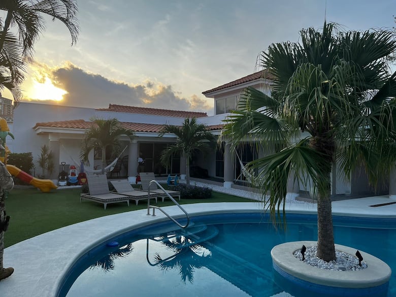 Imputan cargos por blanqueo a alias Rey: las sociedades de papel, autos de lujo y la red criminal que tejió