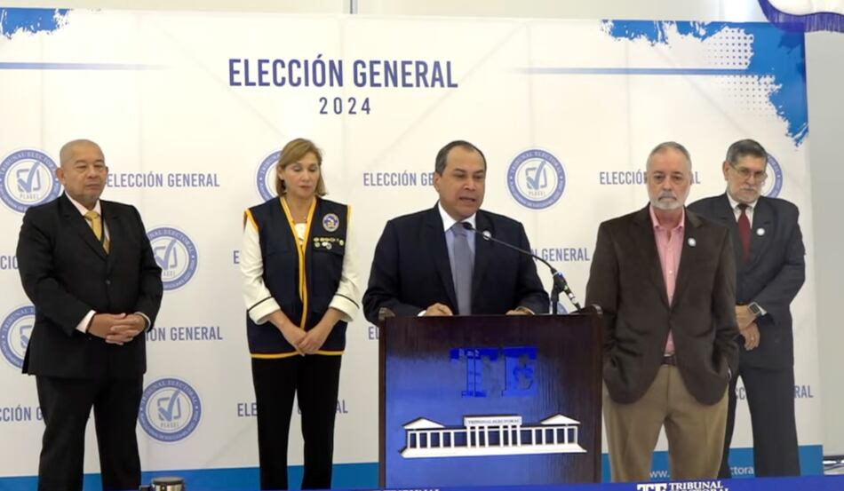 Jóvenes dominan el registro de votantes de elecciones de 2024