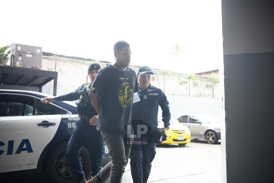 Juez de garantías ordena la detención provisional de hombre que agredió a trans en la vía Israel