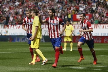 El Atlético se mantiene en la cima, pero el Barça no da tregua