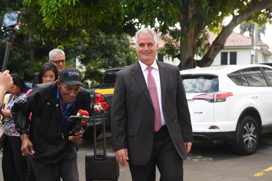 Papadimitriu recurre a la Sala Penal de la Corte para excluirse del caso Odebrecht